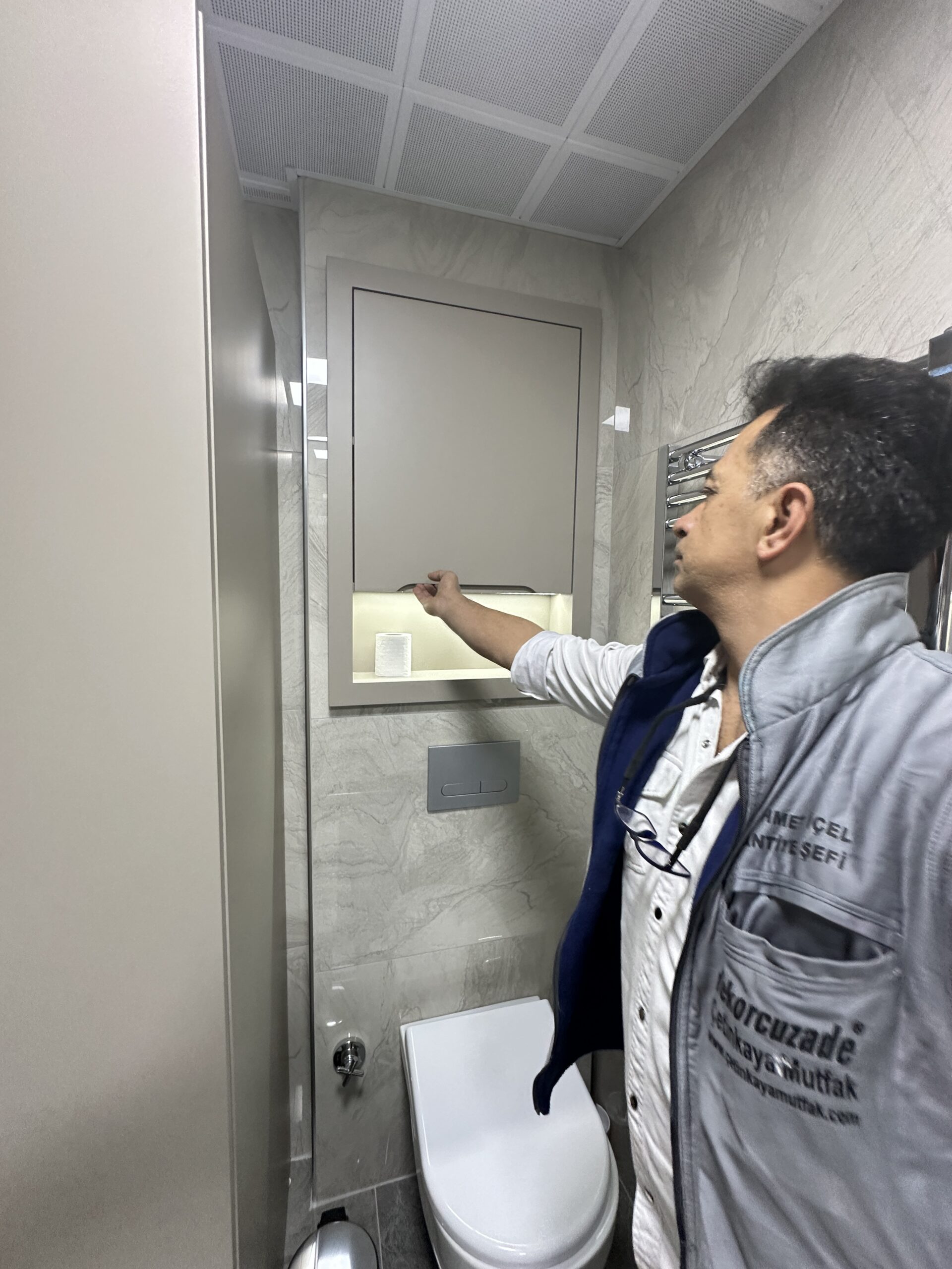 Ankara Banyo Dolabı