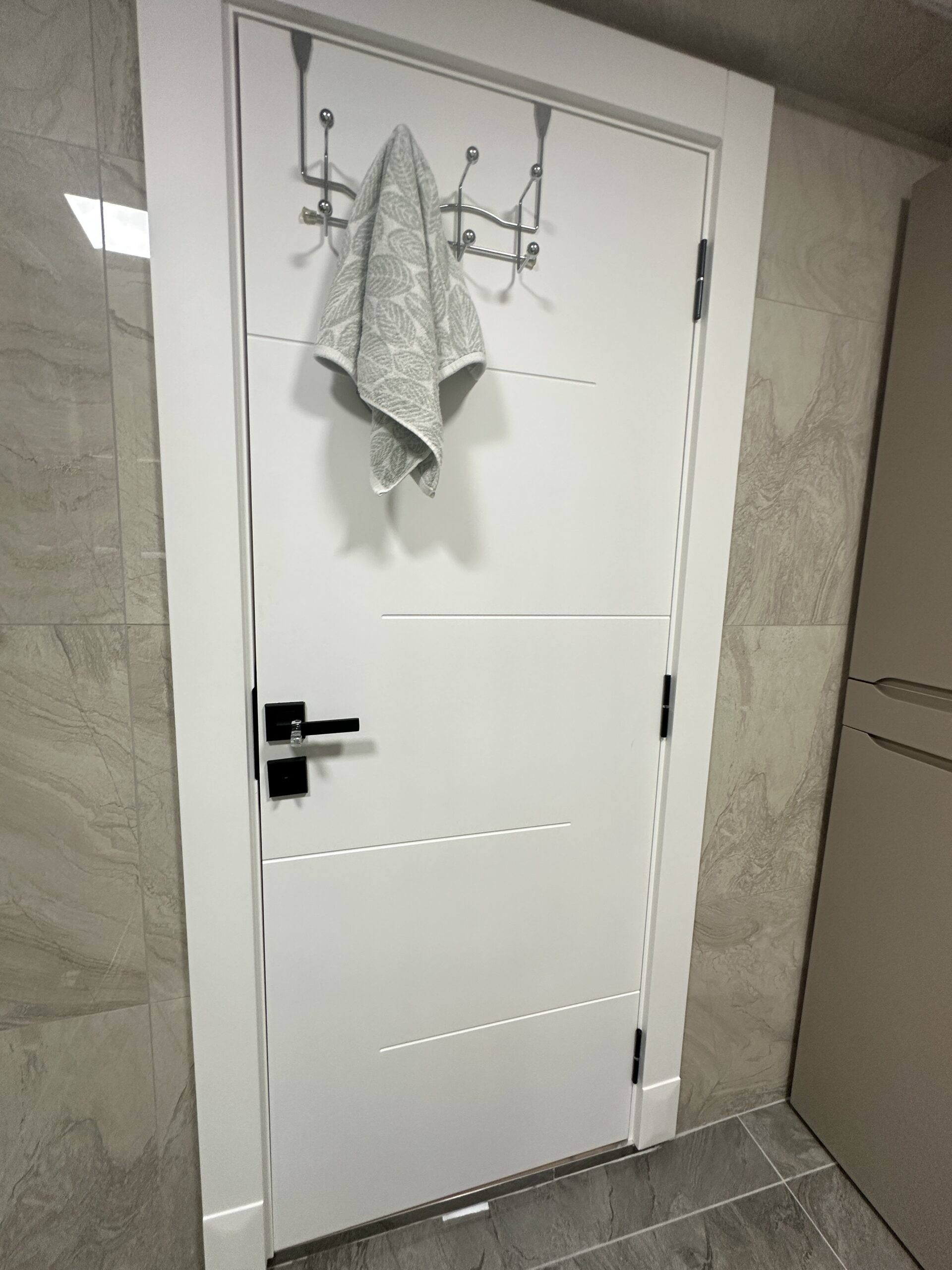 Ankara Lake İç Kapı